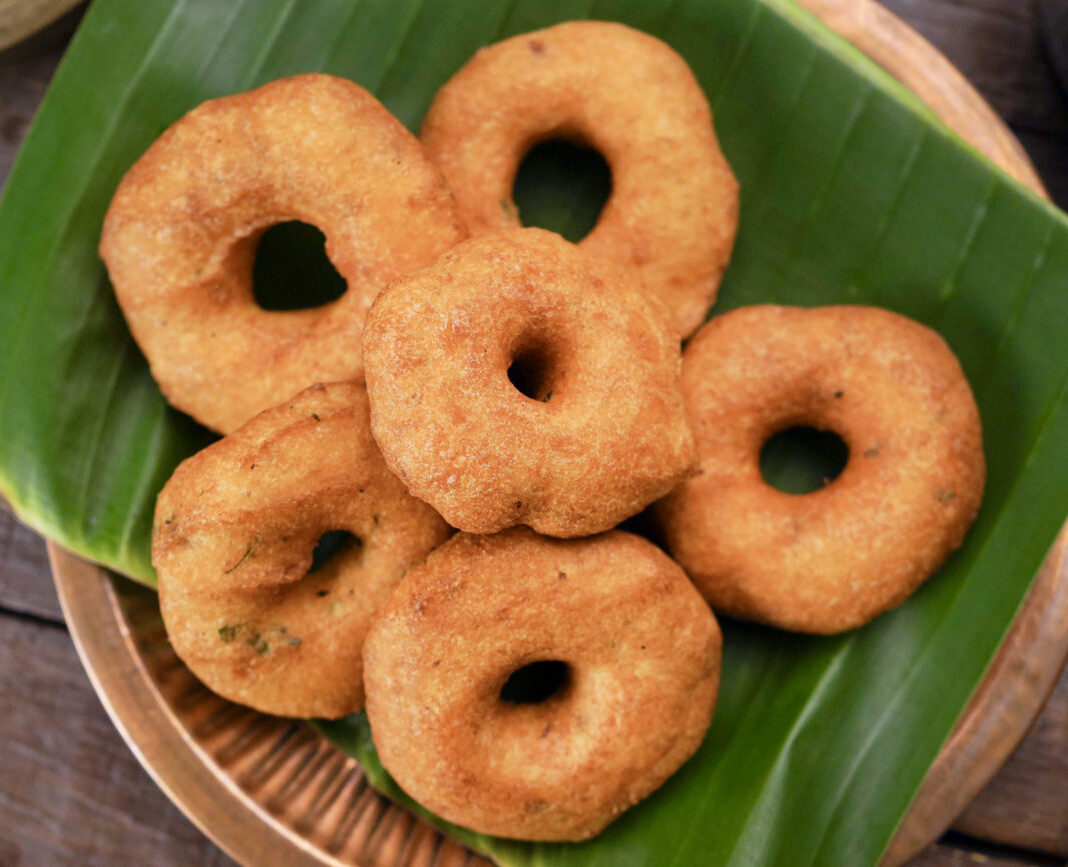 Medu-Vada-1300×867