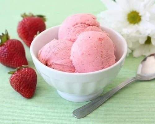 strawberry-ice-cream2-500×400